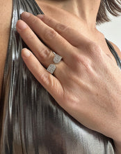 Charger l&#39;image dans la galerie, CAPRICE
