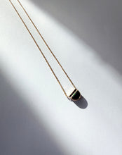 Charger l&#39;image dans la galerie, RESIST
