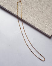 Charger l&#39;image dans la galerie, RIGA
